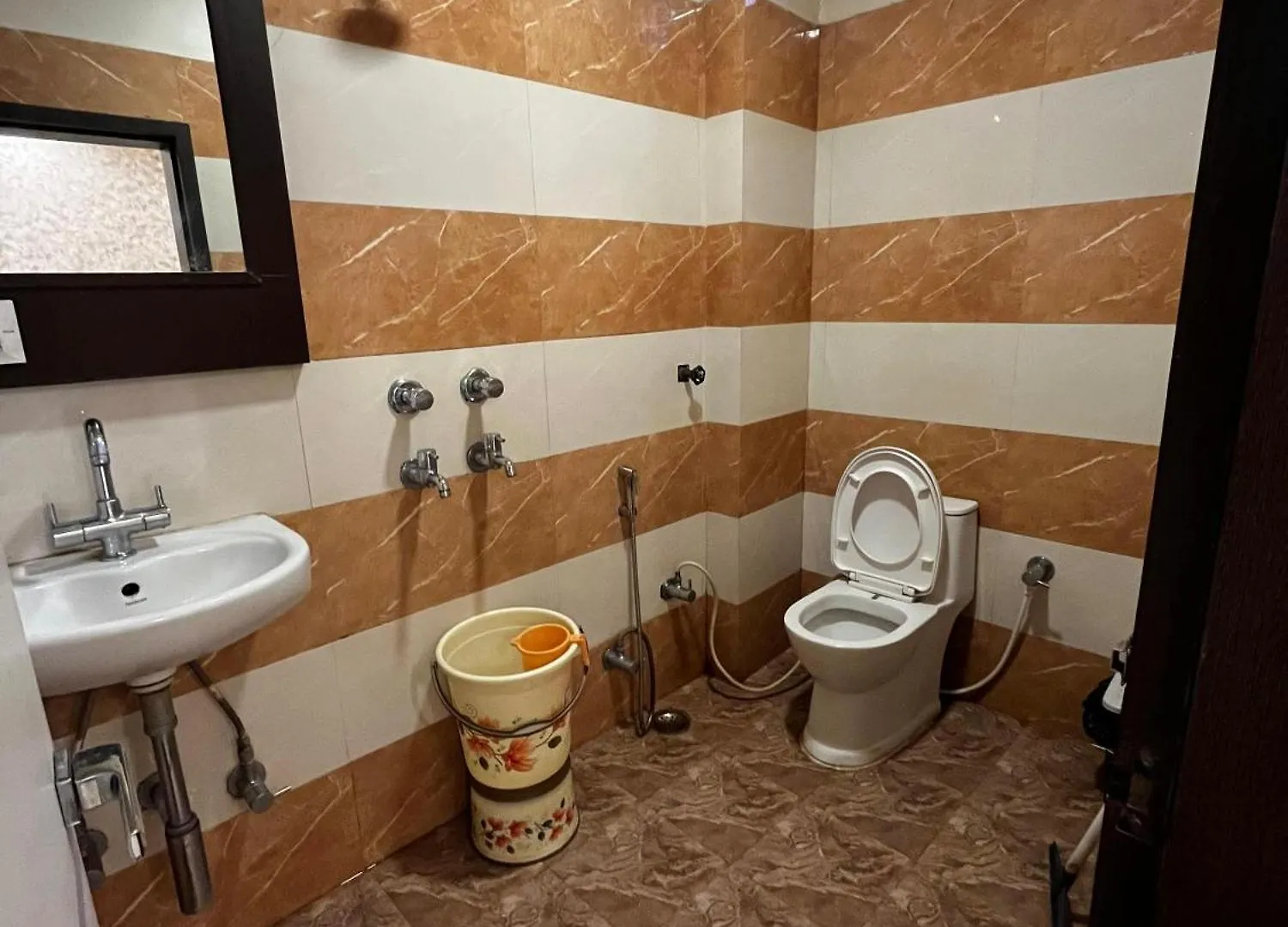 Ks Paying Guest House Varanasi